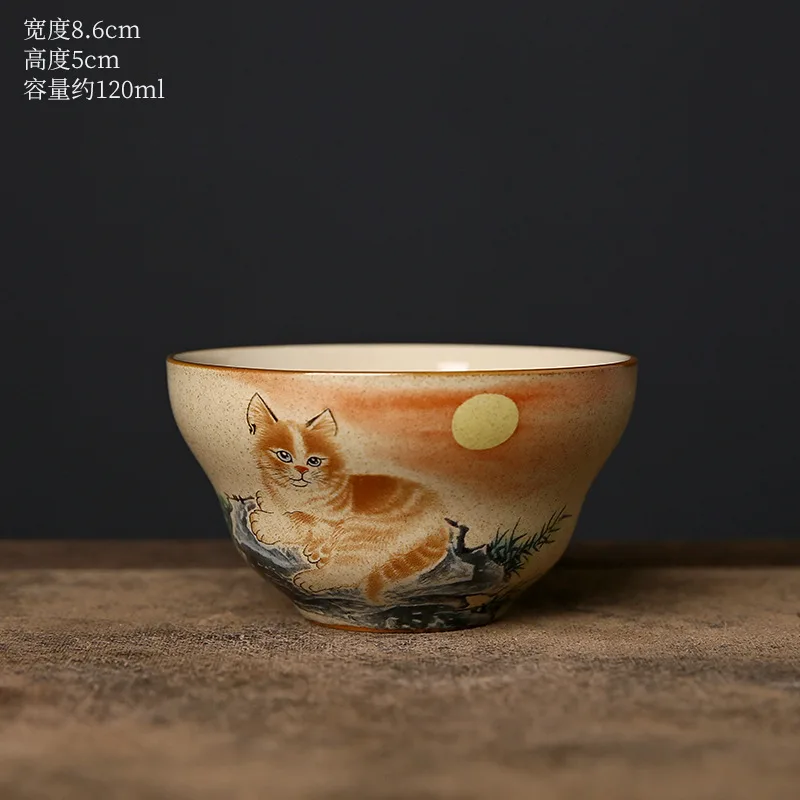猫跃家门